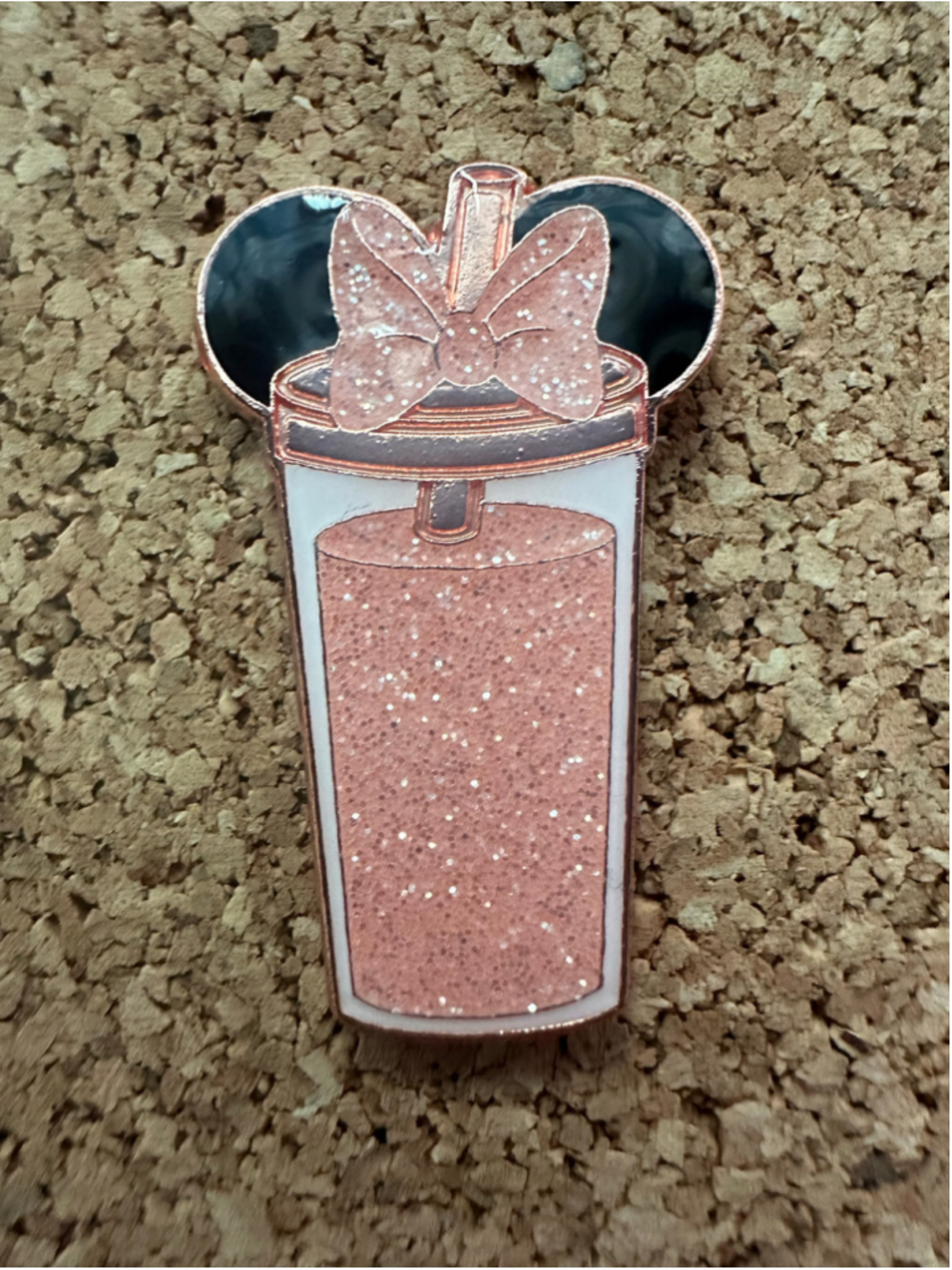 Loungefly Disney Minnie Mouse Glitter Tumbler Pin Sparkling Rose Gold Drink